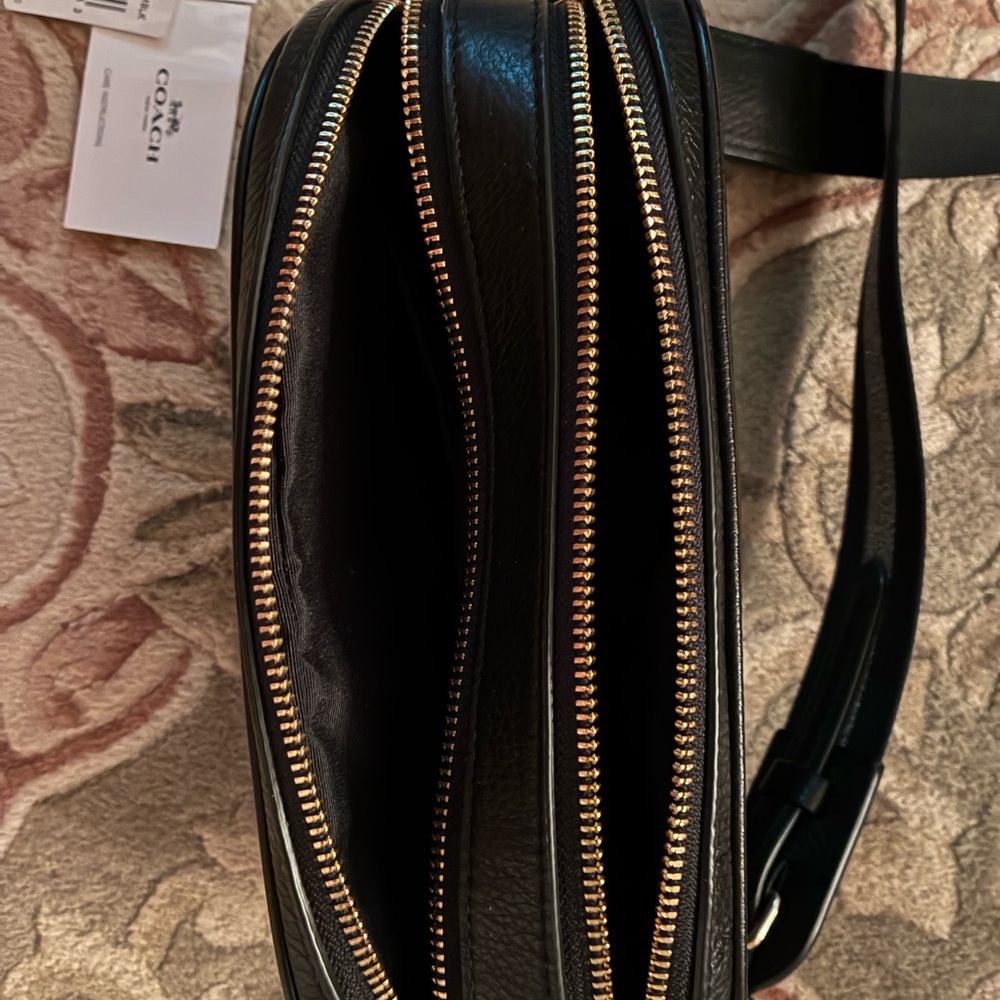 Coach Black Pebbled Leather Jes Crossbody with Embossed Horse and Carriage Logo - Picture 6 of 7